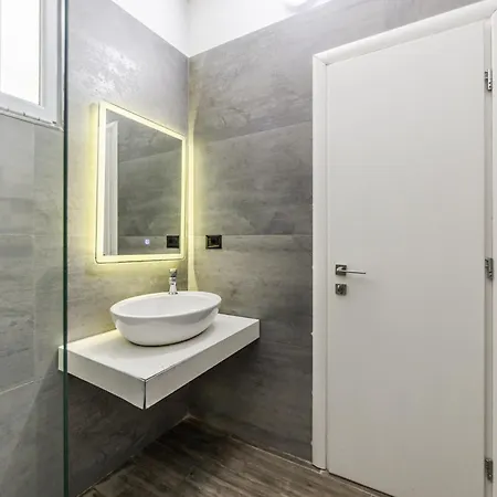 Daire Living - 1br By Pikhost *