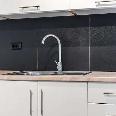 Apartment Living - 1br By Pikhost Sarandë