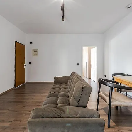 Living - 1br By Pikhost *